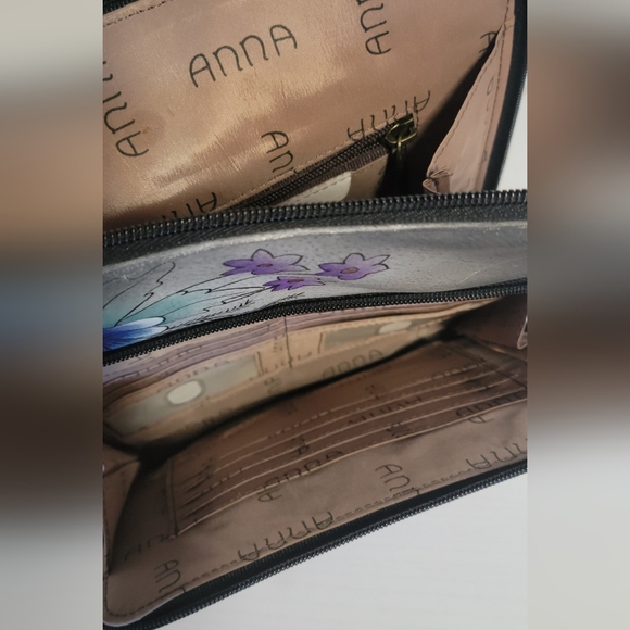 Anuschka Hand Painted Leather Crossbody Bag - Picture 8 of 9